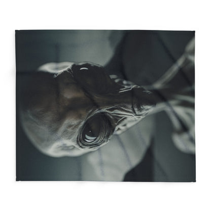 Alien Visitor  -  Arctic Fleece Blanket - USA