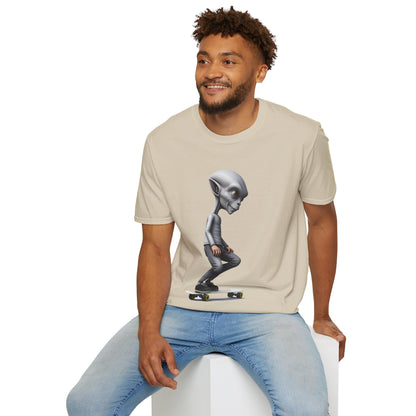 Alien Skater - Unisex Softstyle T-Shirt - UK