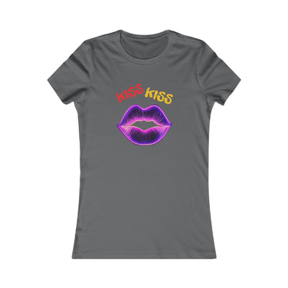 KISS KISS - Women's Favorite Tee - USA