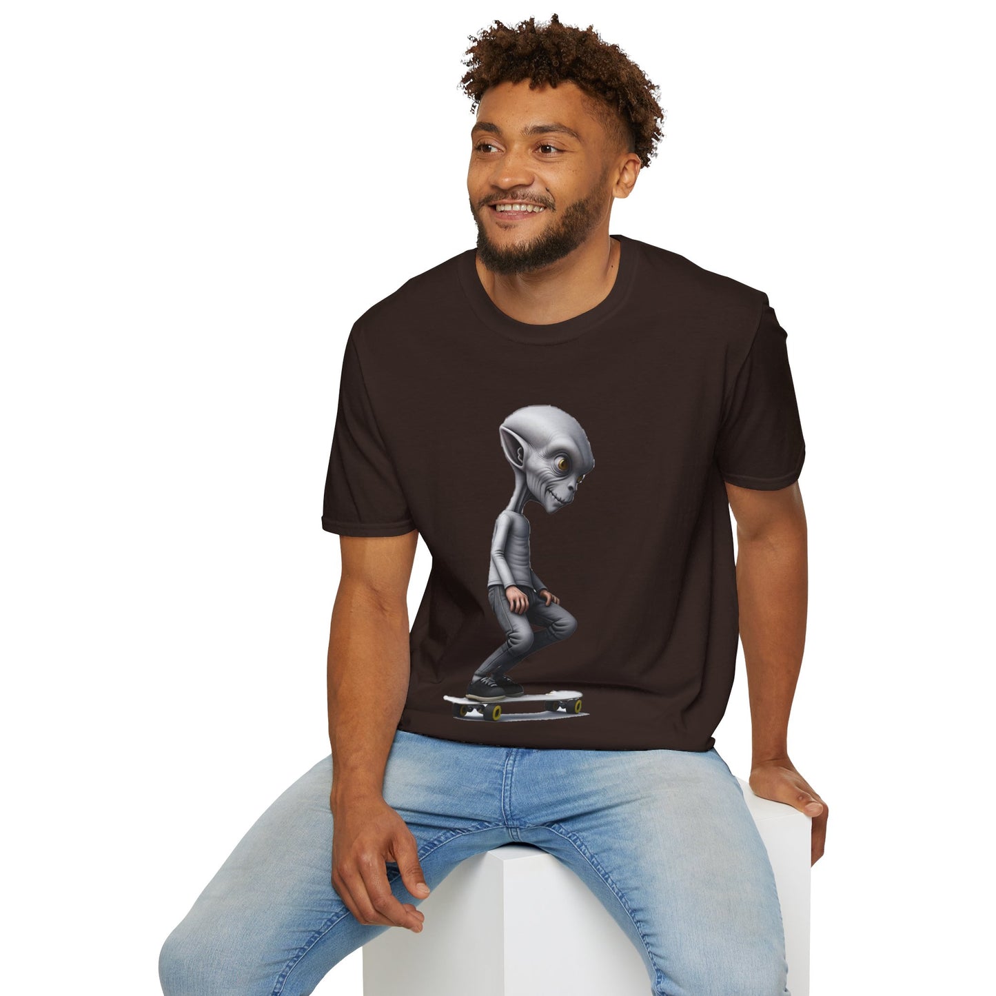 Alien Skater - Unisex Softstyle T-Shirt - UK