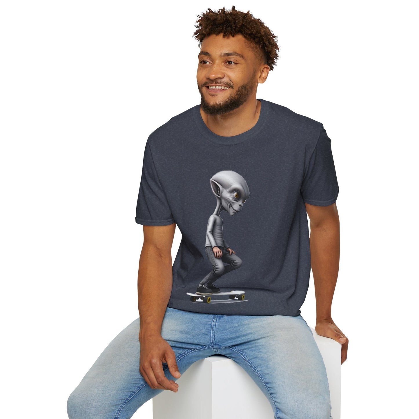 Alien Skater - Unisex Softstyle T-Shirt - UK