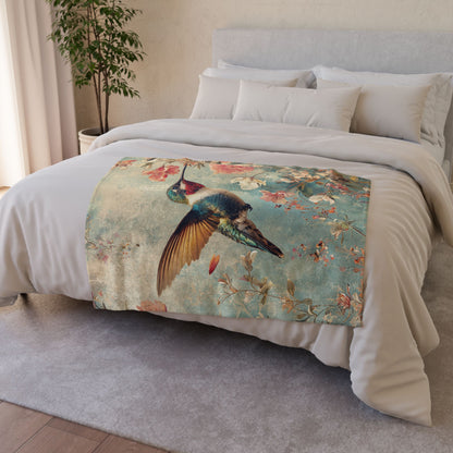 Elegant Hummingbird Soft Polyester Blanket - Cozy Floral Throw for Home Decoration UK
