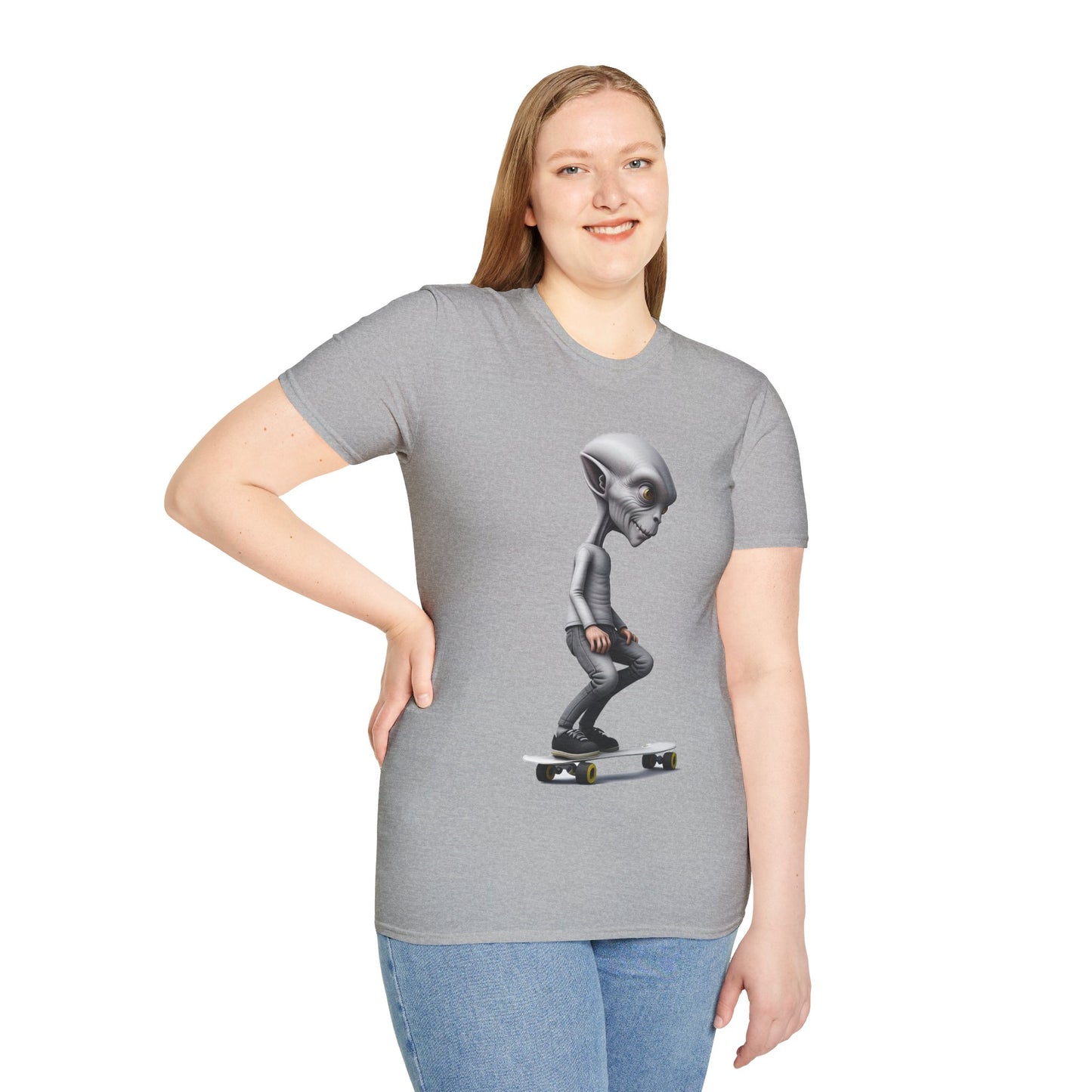 Alien Skater - Unisex Softstyle T-Shirt - UK